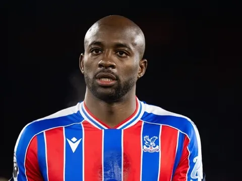 Mateta lỡ hẹn Milan, MU hưởng lợi mua với giá hời