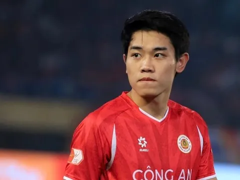 Nước cờ giấu bài của HLV Polking với trường hợp Đình Bắc