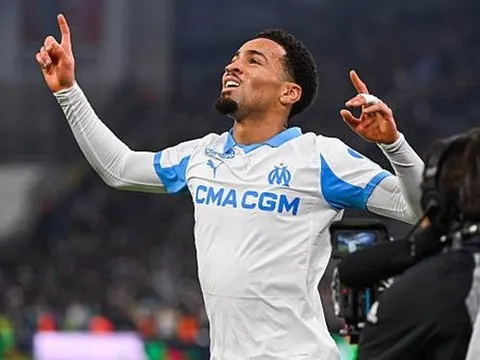 Nwaneri lấp lửng khả năng rời Arsenal vĩnh viễn