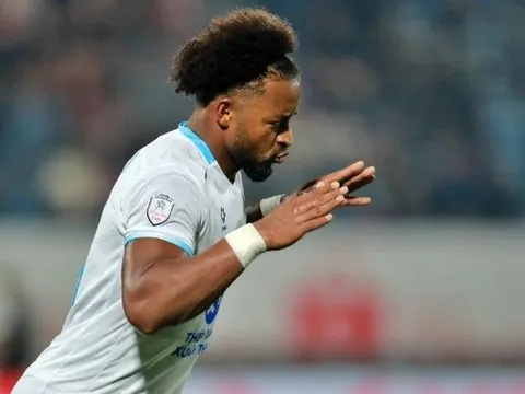 "Máy săn bàn" Nguyễn Xuân Son và lời tuyên chiến với JDT