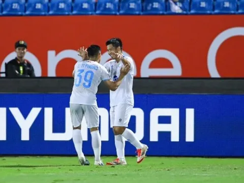 Dính phạt đền phút 87, Nam Định tuột chiến thắng trước JDT