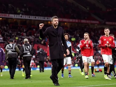 Romano chỉ ra điều kiện để Carrick được MU bổ nhiệm