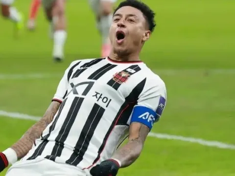 Van Persie muốn đưa Jesse Lingard về Feyenoord