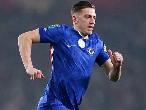 MU may mắn vì vồ hụt Liam Delap