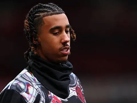 MU mở cửa cho Yoro sang Real vì thỏa thuận ngầm