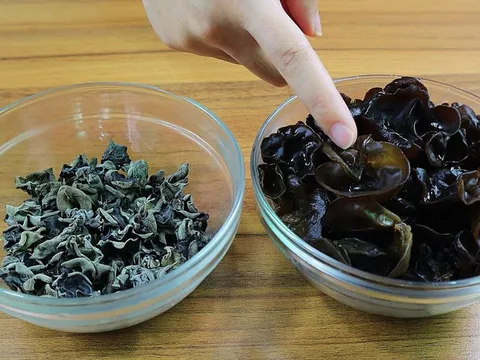 Cách ngâm mộc nhĩ sạch bụi bẩn, nở mềm trong 3 phút