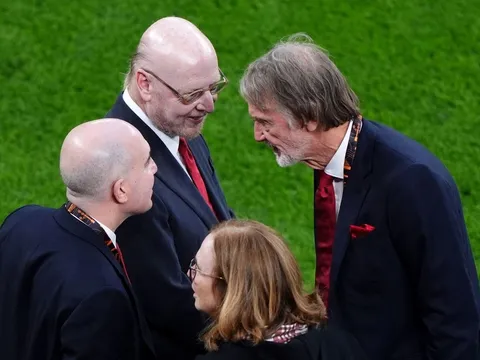 MU đại tu đội hình với 3 bản hợp đồng bom tấn