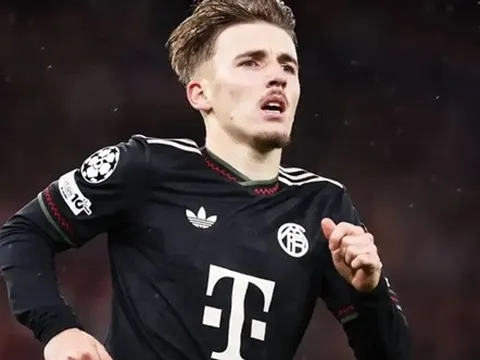 Bayern cự tuyệt bán Lennart Karl giá 100 triệu euro
