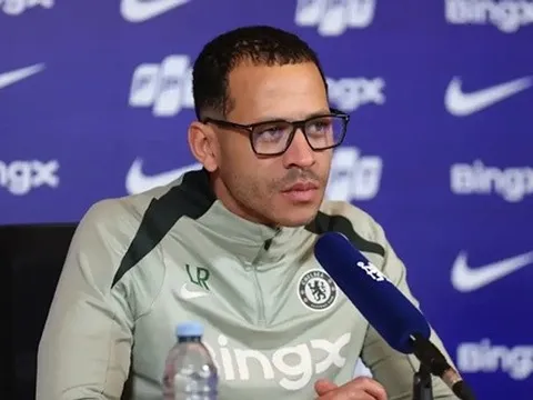 Rosenior sánh ngang Mourinho nếu Chelsea hạ Wolves