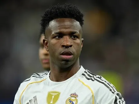 Soi trận Valencia vs Real: Kền kền trắng vượt khó