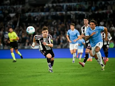 Soi trận Juventus vs Lazio:  Bà đầm già trút giận