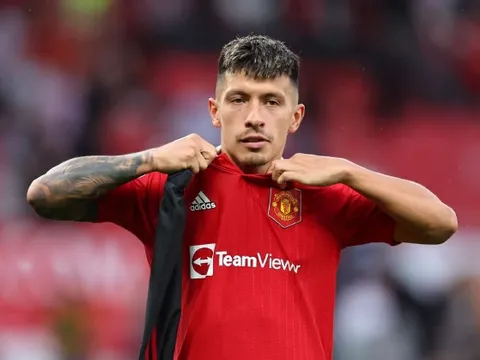 Barca tự tin thuyết phục MU bán đứt Martinez