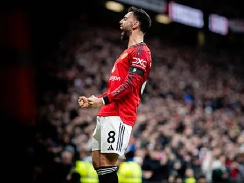 Bruno phong độ số 1 NHA, MU hạ gục Spurs