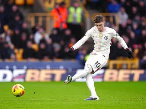 Palmer lập hat-trick và cán mốc 50 bàn thắng cho Chelsea