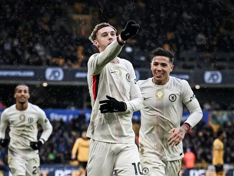 Palmer xô đổ kỷ lục của Drogba và Lampard tại Chelsea