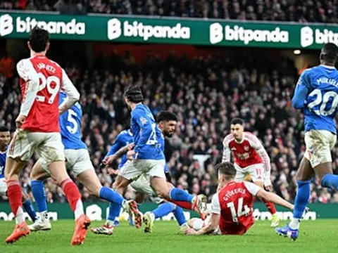 Chuyên gia Sky Sports ca ngợi bàn thắng của Gyokeres