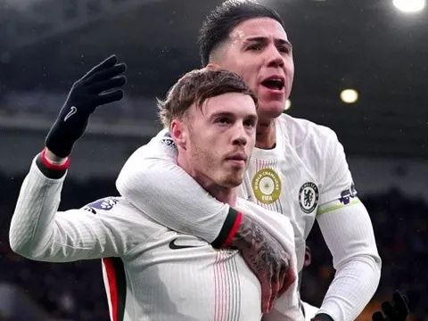 Chấm điểm Chelsea: Palmer rực sáng; Hàng thủ vững chãi