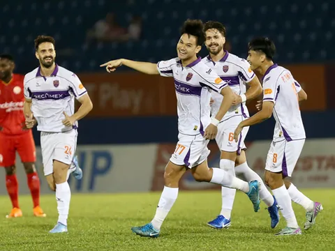 HLV Ueno tiếc nuối khi TP.HCM thua ngược sân nhà