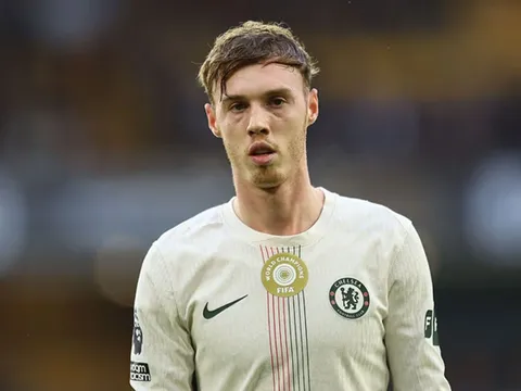 Bruno Fernandes ca ngợi Palmer giữa tin đồn về MU