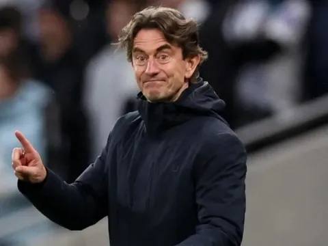 Vì sao Thomas Frank trở thành thảm họa lịch sử tại Tottenham?