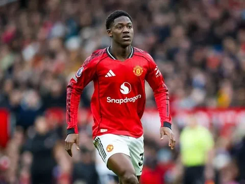 Carrick khẳng định Mainoo chưa chạm tới giới hạn