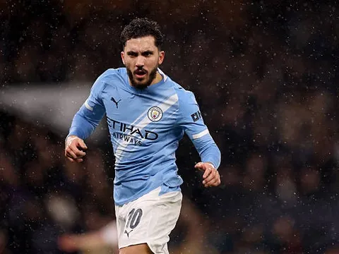 Cherki là chìa khóa giúp Man City phá dớp tại Anfield