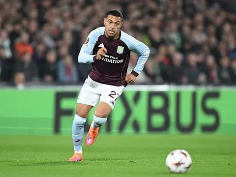 Romano tiết lộ Chelsea đặc biệt quan tâm Morgan Rogers