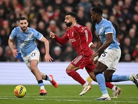 Salah bị từ chối phạt đền trong trận đại chiến với Man City