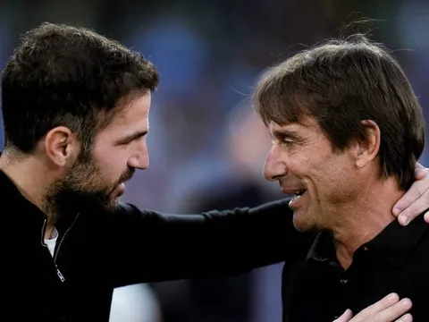 Conte và thế khó khi đấu trí trò cũ Fabregas