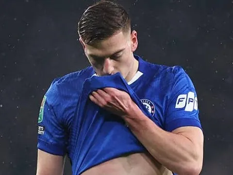 Everton muốn giải cứu Liam Delap khỏi Chelsea