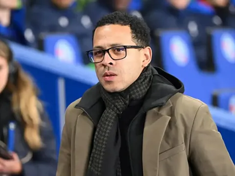 Rosenior thừa nhận bị chế giễu vì lý lịch khiêm tốn