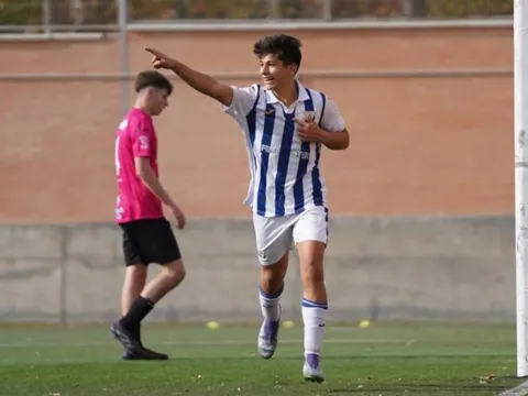 Real Madrid nẫng tay trên Atletico vụ Aaron Silva