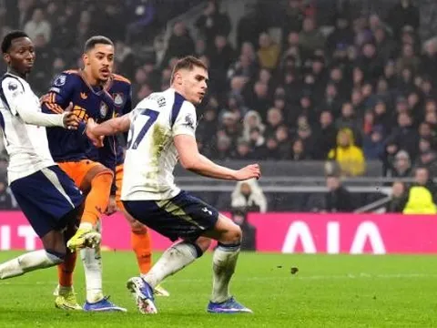 Sai lầm của Gallagher khiến Tottenham ôm hận trước Newcastle
