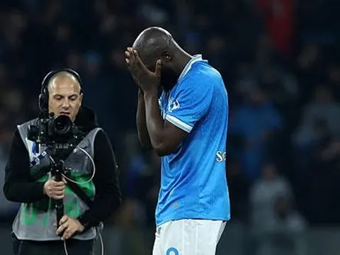Lukaku hóa tội đồ khiến Napoli bị loại khỏi Coppa Italia
