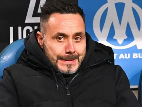 Marseille chia tay HLV De Zerbi giữa khủng hoảng