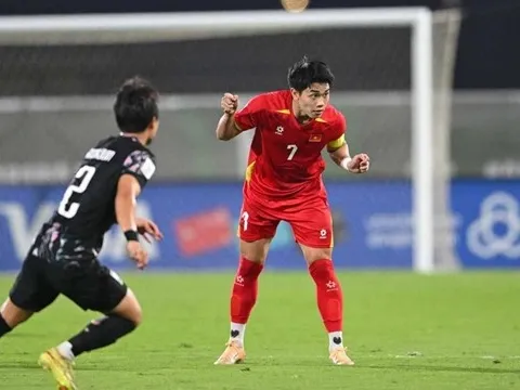 Chuyên gia khuyên Đình Bắc nhìn gương Quang Hải giữ mình