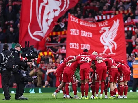 Liverpool cần thắng Sunderland để bám đuổi Top 4