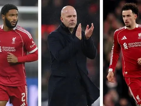 Canh bạc nhân sự của Slot tại pháo đài Sunderland