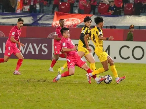 CĐV gọi Quang Hải là số 1 VN sau cú đúp cho CAHN