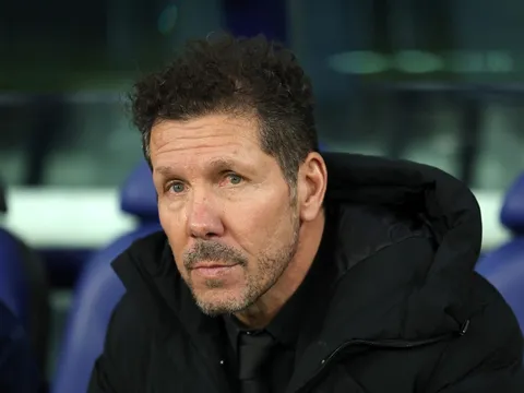Simeone nể phục sự mạo hiểm của Hansi Flick