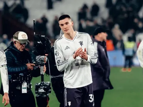 Lý do Benjamin Sesko là mẫu trung phong toàn diện nhất của Carrick