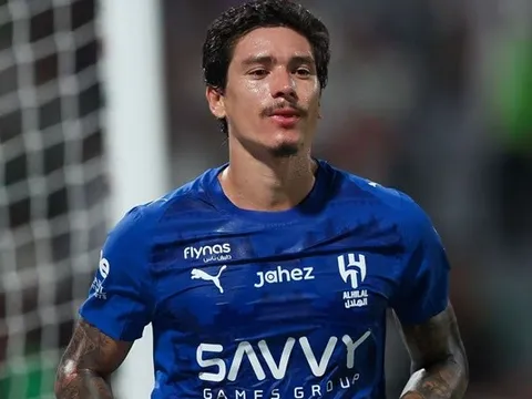 Benzema và dấu chấm hết cho Nunez tại Al Hilal