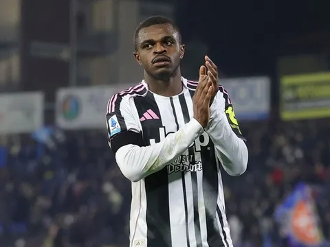 Man Utd cử người xem giò Pierre Kalulu