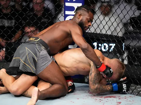 Aljamain Sterling: Khoảnh khắc sự nghiệp đáng nhớ nhất là trừng phạt 'kẻ gian lận' T.J. Dillashaw
