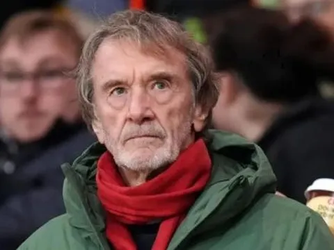 Carrick họp khẩn sau phát ngôn của Sir Jim Ratcliffe