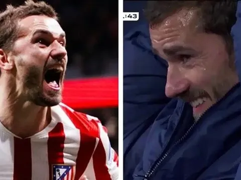 Griezmann hả hê nhìn Barca thảm bại 0-4