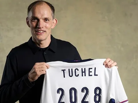 Tuchel gia hạn và canh bạc của FA