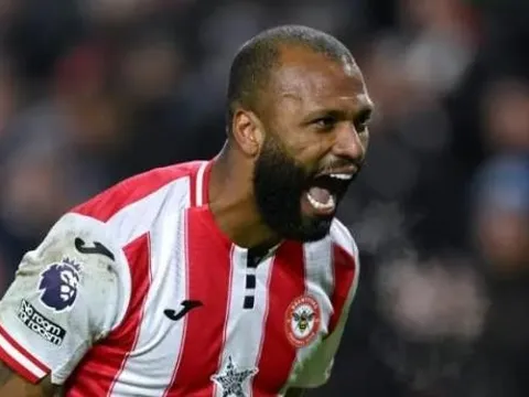 Igor Thiago chính thức gia hạn với Brentford sau mùa giải bùng nổ 17 bàn