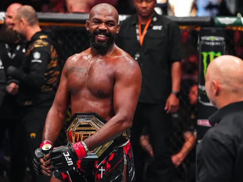 Góc nhìn: Những năm cuối sự nghiệp đầy tranh cãi liệu có làm hoen ố di sản của Jon Jones?