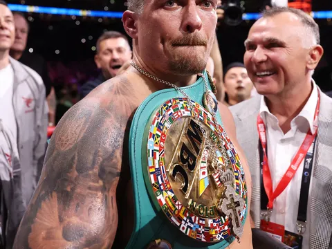 WBC ra tối hậu thư cho Usyk: Đối đầu Kabayel hoặc mất đai